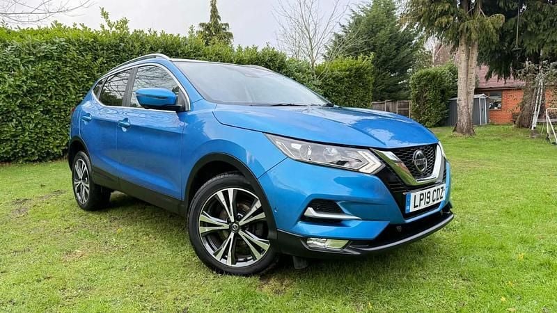 Used Nissan Qashqai N-Connecta 140 HP (102 kW) 2019 Blue SUV
