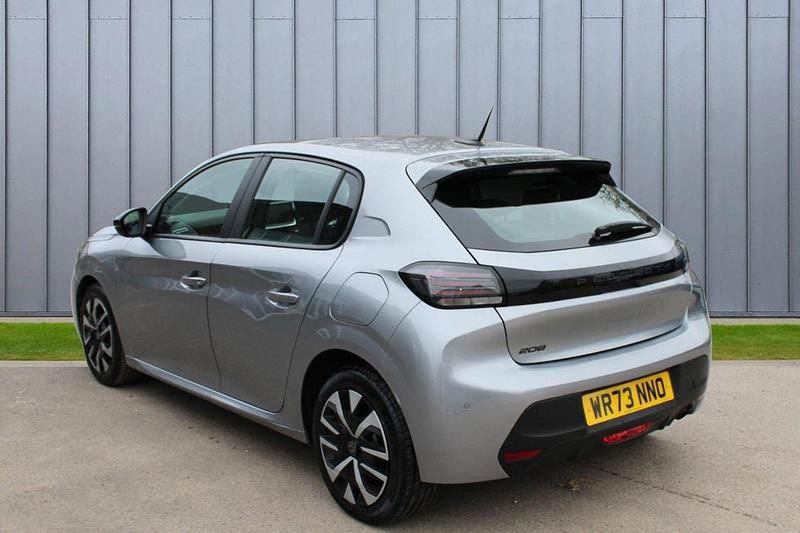 Used Peugeot 208 Active 74 HP (54 kW) 2023 Grey Hatchback