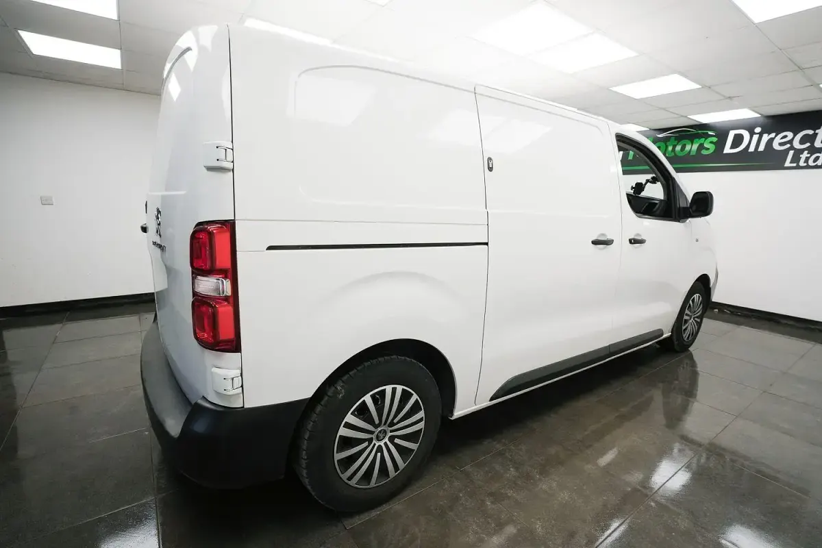 Used Peugeot Expert S 2020 White Van