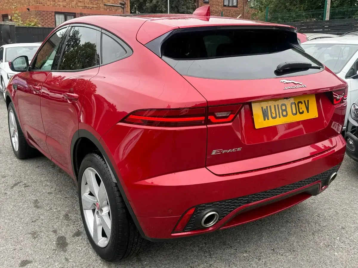 Used Jaguar E-Pace R-Dynamic 150 HP (110 kW) 2018 Red SUV