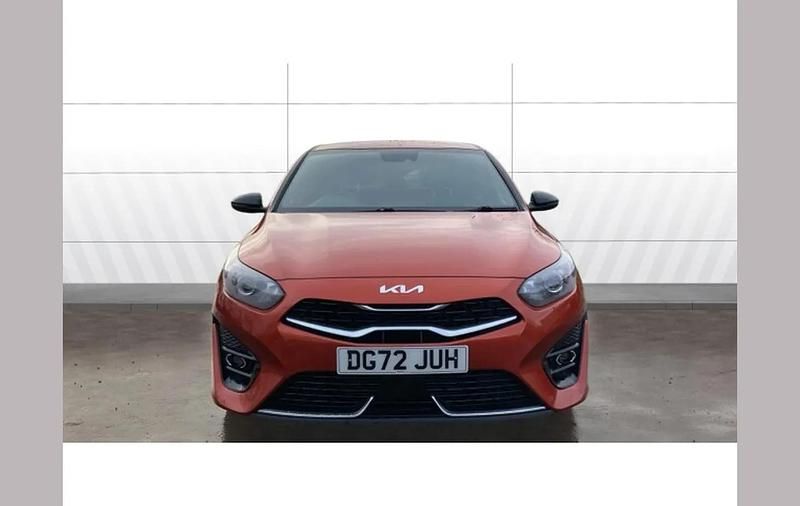 Used Kia Ceed GT-Line 160 HP (117 kW) 2022 Orange Hatchback