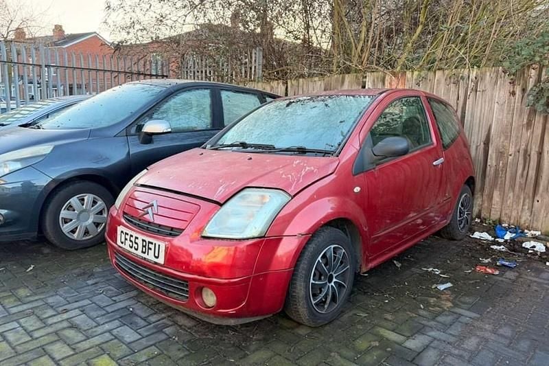 Used Citroën C2 2005 Red Hatchback