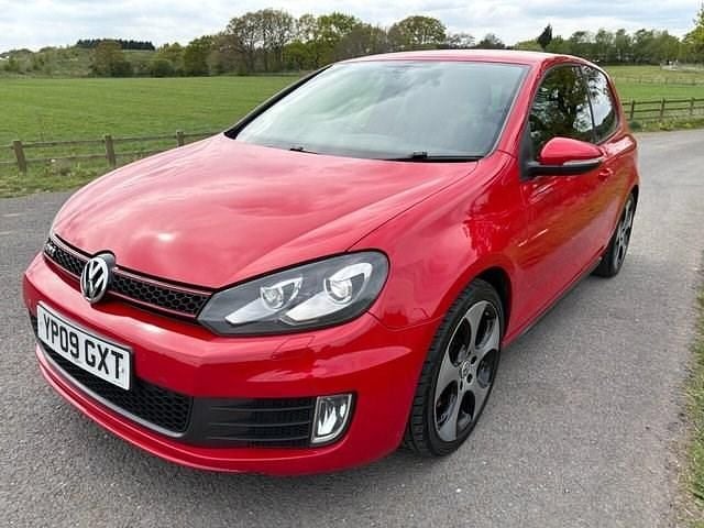 Used VW Golf VI GTI 210 HP (154 kW) 2009 Red Hatchback