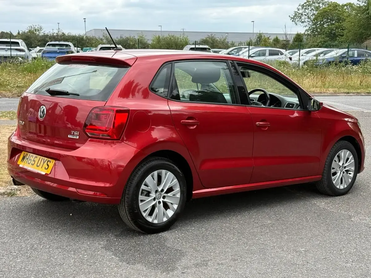 Used VW Polo SE 2015 Red Hatchback