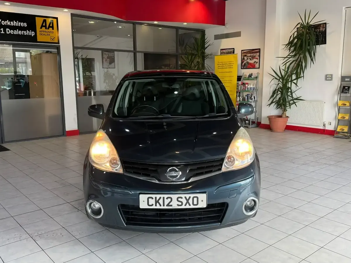 Used Nissan Note Acenta 110 HP (80 kW) 2012 Blue Hatchback