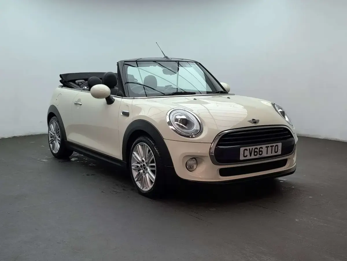 Used Mini Cooper Cabriolet 134 HP (98 kW) 2016 White Cabriolet