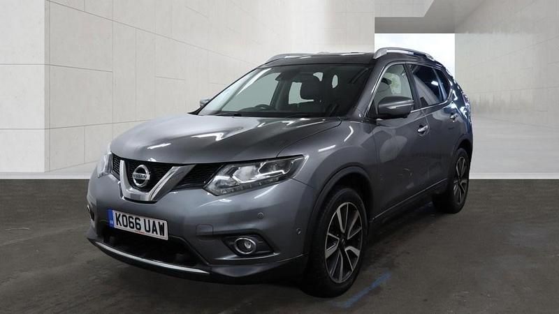 Used Nissan X-Trail Tekna 2017 Gunmetal grey SUV
