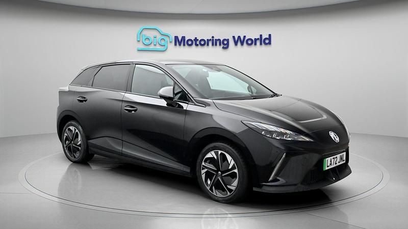 Used MG MG4 EV Trophy 319 kW (435 HP) 2023 Black Hatchback