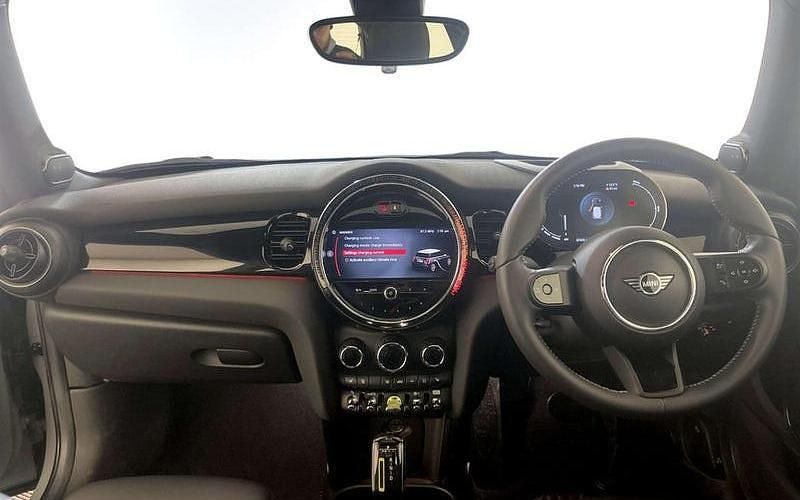 Used Mini Cooper Level 3 135 kW (184 HP) 2023 Hatchback