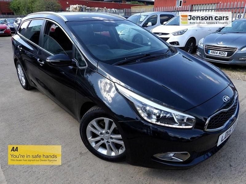 Black Used 2015 Kia Ceed 3 Estate | £4,290 (Good price) - Image 1/4