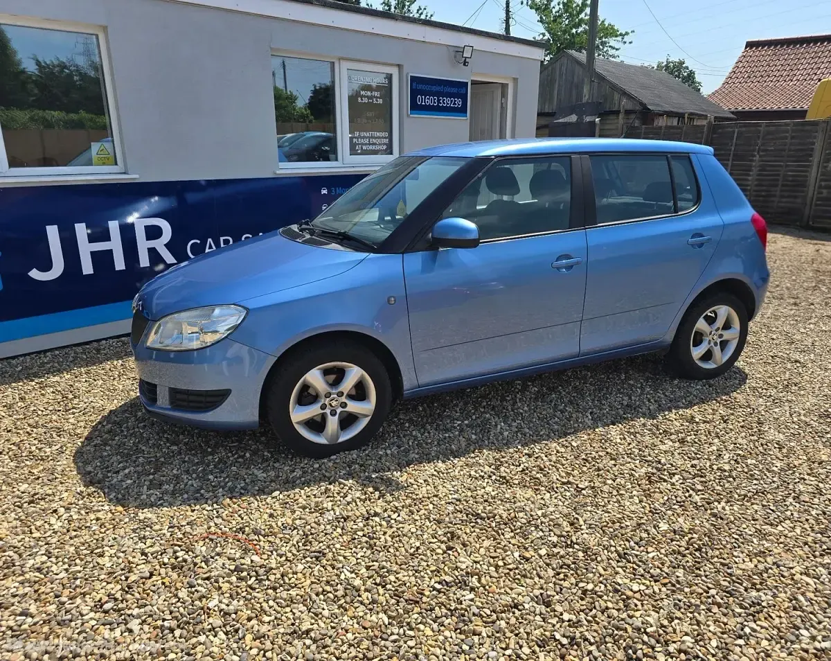 Used Skoda Fabia SE 2013 Blue Hatchback
