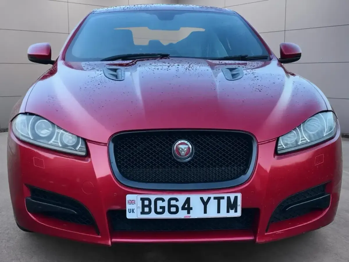 Used Jaguar XF R-Sport 240 HP (176 kW) 2014 Red Sedan