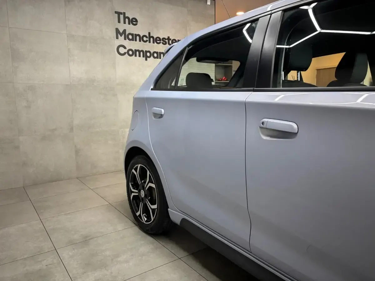Usado MG MG3 Exclusive 106 CV (77 kW) 2022 Plateado Utilitario
