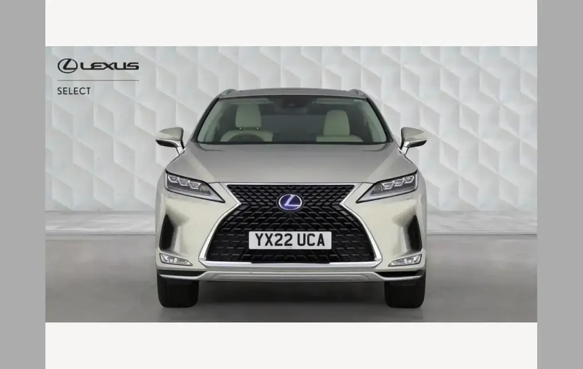 Used Lexus RX450hL 313 HP (230 kW) 2022 White SUV