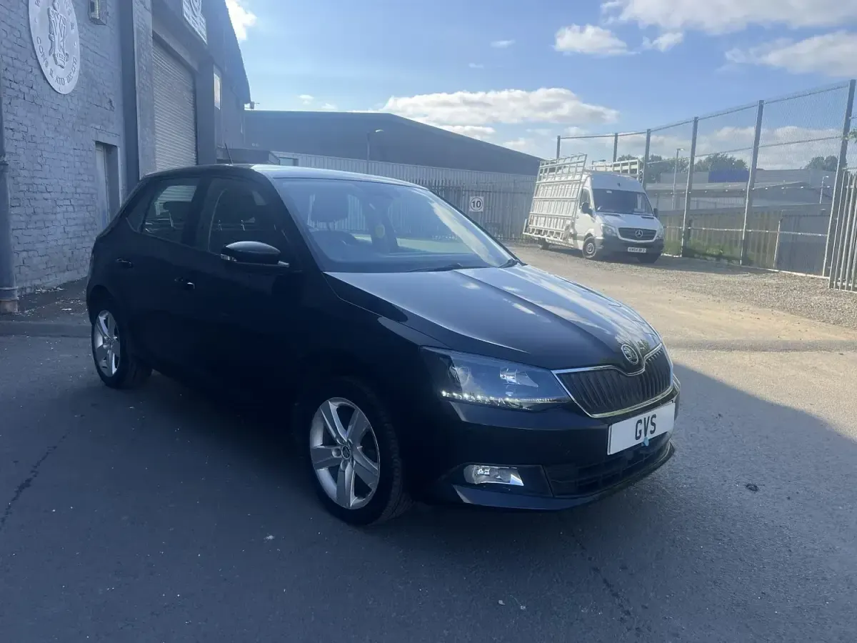 Used Skoda Fabia SE L 90 HP (66 kW) 2017 Black Hatchback