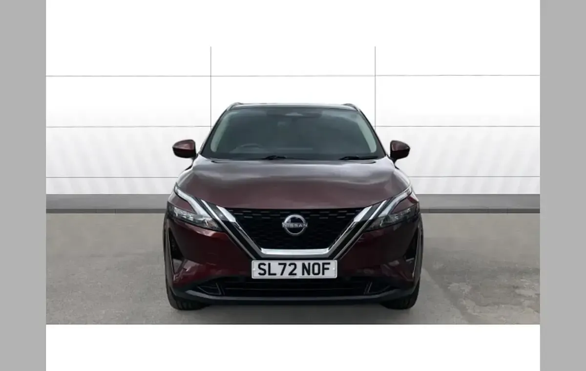Used Nissan Qashqai N-Connecta 138 HP (101 kW) 2022 Red SUV