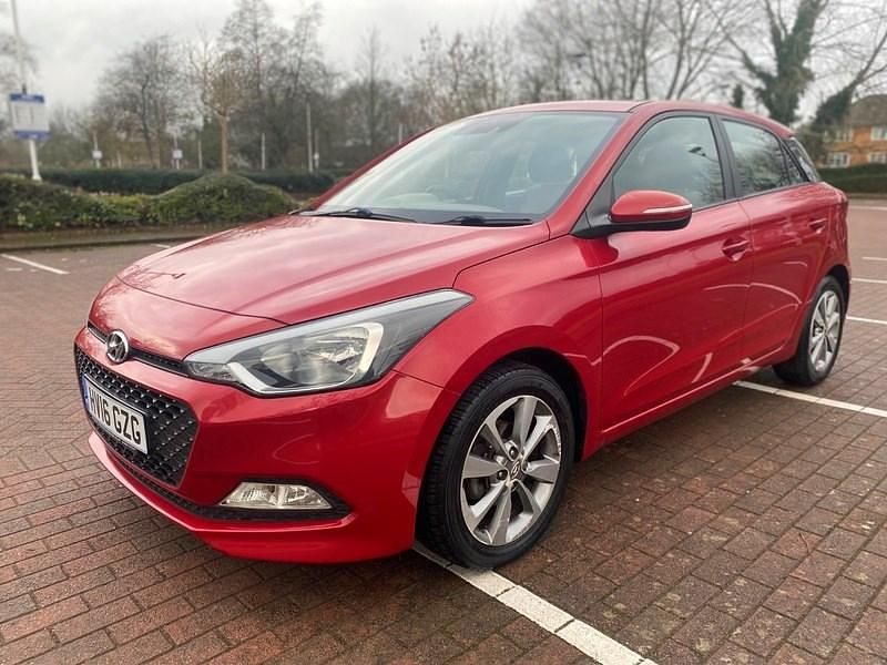 Used Hyundai i20 SE 2016 Red Hatchback
