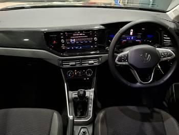 Used VW Taigo Life 95 HP (69 kW) 2023 Black SUV