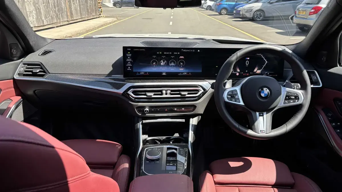 Used BMW M340 Comfort Edition 335 HP (246 kW) 2024 White Estate
