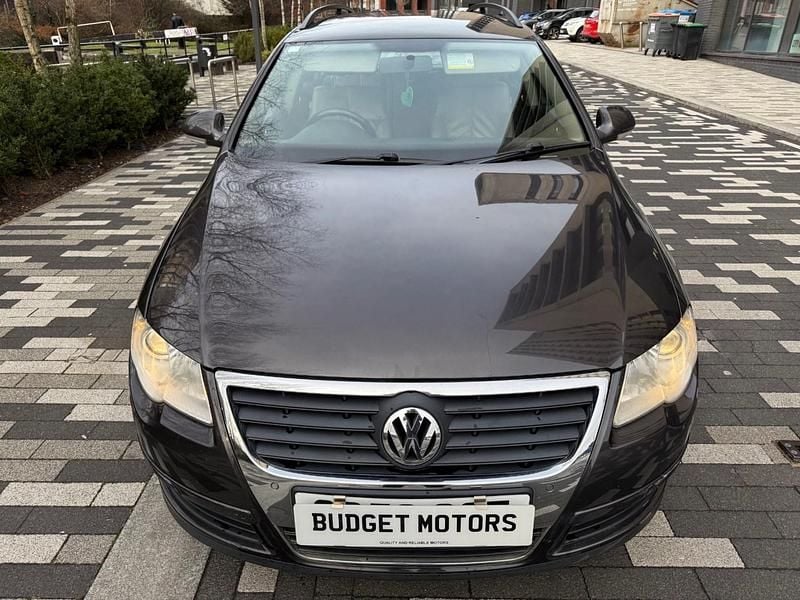 Brown Used 2009 VW Passat Highline Estate | £1,500 (Good price) - Image 1/4