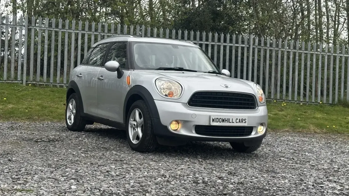 Usado Mini One Countryman 98 CV (72 kW) 2011 Plateado SUV