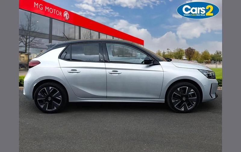 Second-hand Vauxhall Corsa-e 100 kW (136 CP) 2024 Gri Hatchback