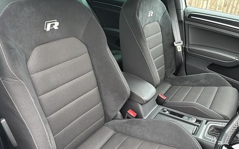 Used 2020 VW Golf VII R Hatchback | £28,999 (Fair price) - Image 1/4