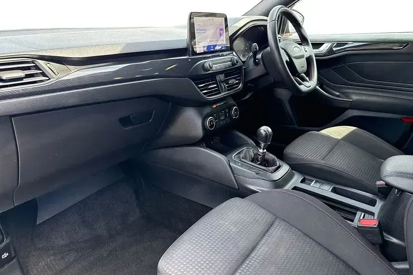 Used Ford Focus ST-Line 153 HP (112 kW) 2021 Agate black Estate