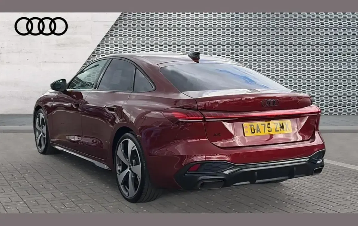 Used Audi A5 Advanced 200 HP (147 kW) 2025 Red Sedan