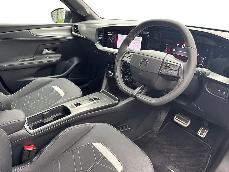 New Vauxhall Mokka Ultimate 114 kW (156 HP) 2025 Green SUV