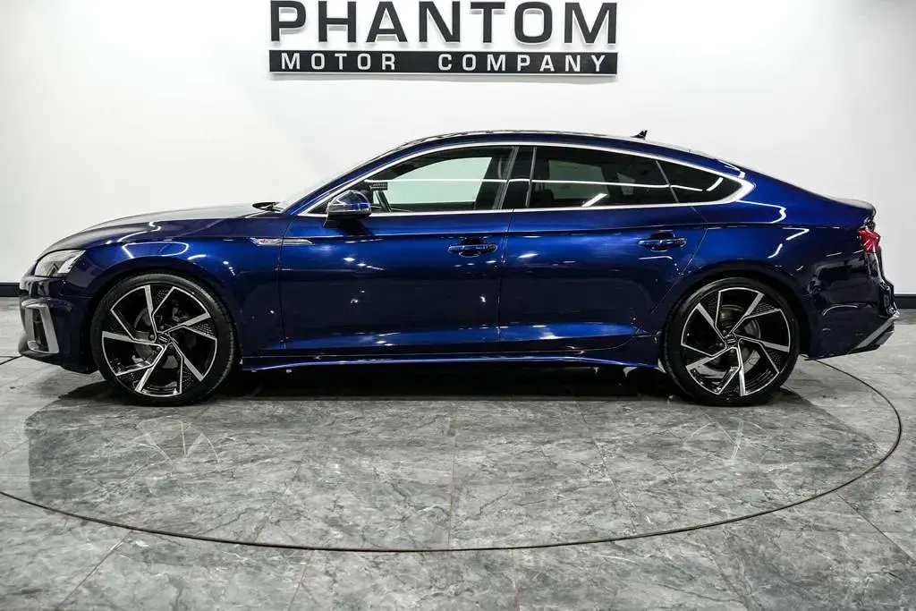 Used Audi A5 Sportback S-Line 204 HP (150 kW) 2022 Blue Hatchback