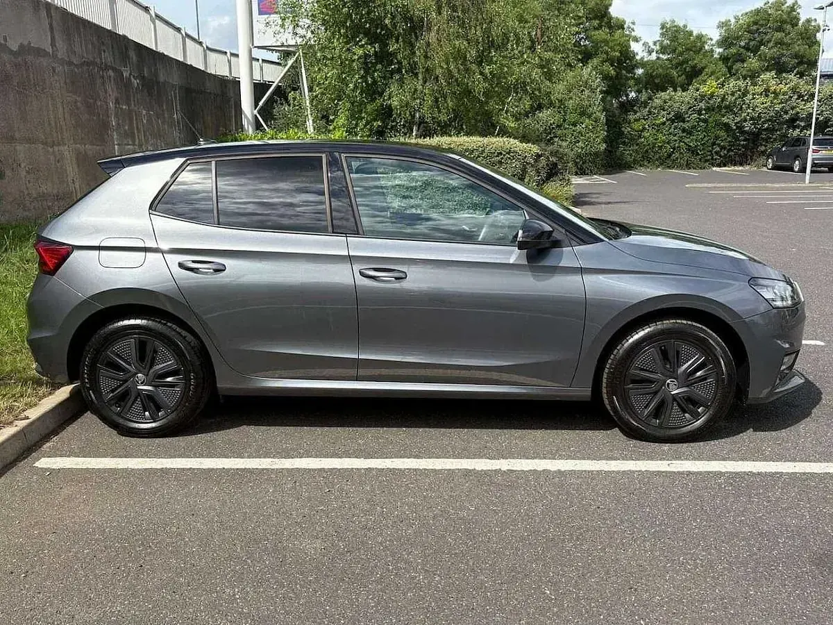 Used Skoda Fabia Colour Edition 70 HP (51 kW) 2024 Grey Hatchback
