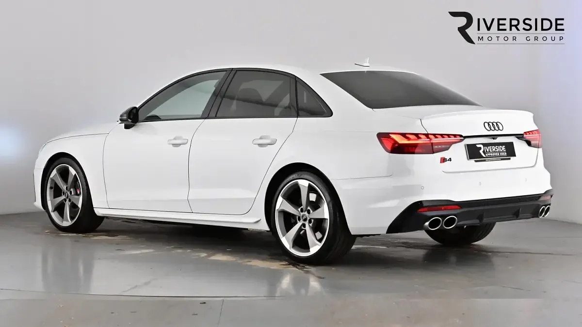 Used Audi A4 Black Edition 347 HP (255 kW) 2021 Glacier white Sedan
