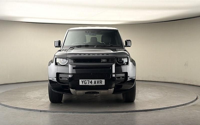 Used Land Rover Defender SE Dynamic 350 HP (257 kW) 2024 Carpathian grey SUV