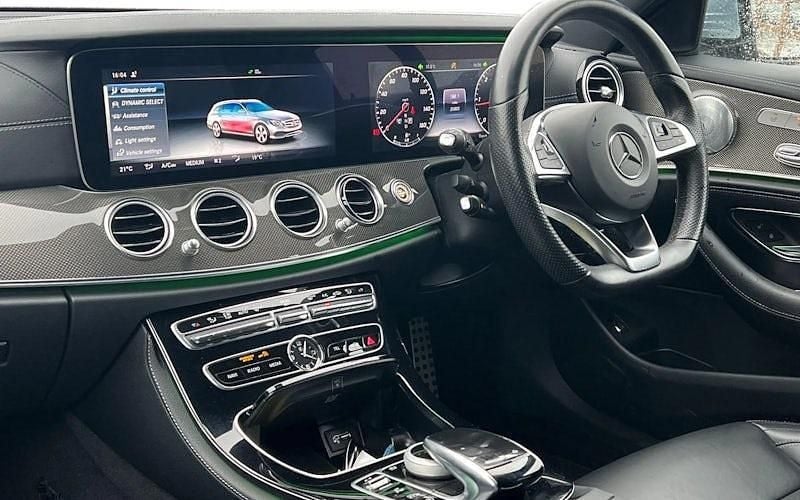 Usado Mercedes E220 AMG Line Premium Plus 194 HP (142 kW) 2019 Carrinha