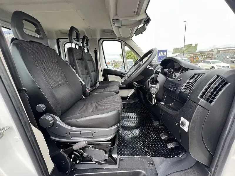 Used Citroën Relay 128 HP (94 kW) 2026 White Van