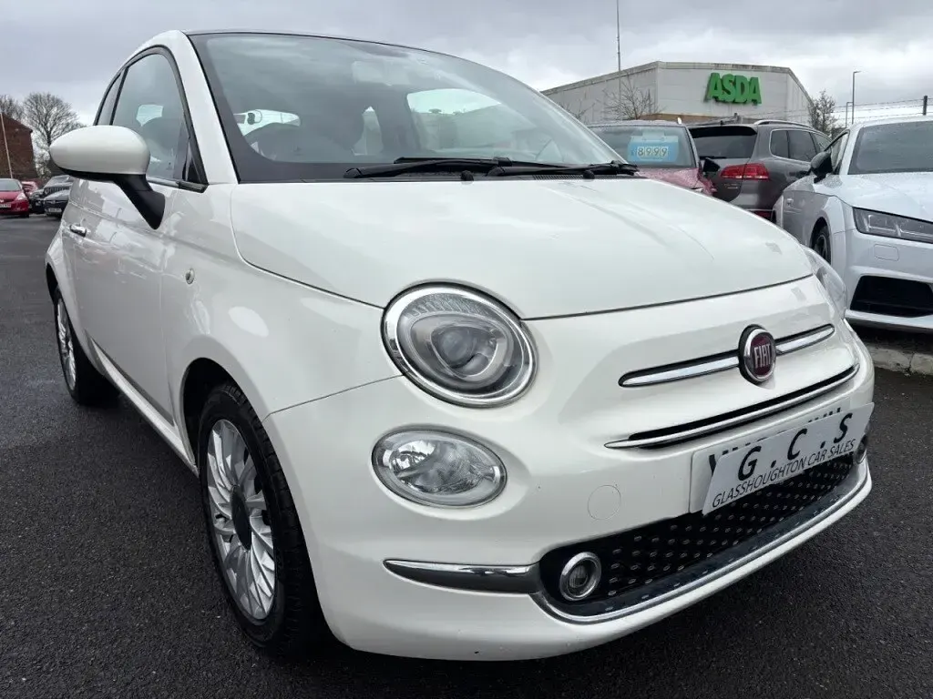 Used Fiat 500 Lounge 69 HP (50 kW) 2018 White Hatchback