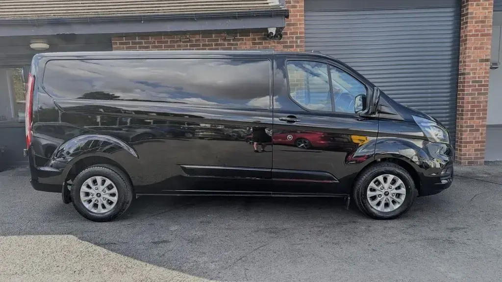 Used Ford Transit Custom Limited 2022 Black Van
