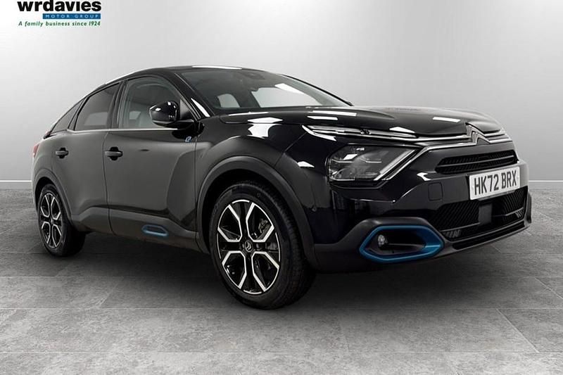 Used Citroën e-C4 Shine 100 kW (136 HP) 2022 Black Hatchback