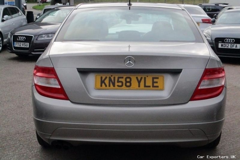 Used Mercedes C180 156 HP (114 kW) 2008 Sedan