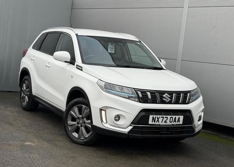 Used Suzuki Vitara SZ-T 127 HP (93 kW) 2022 White SUV