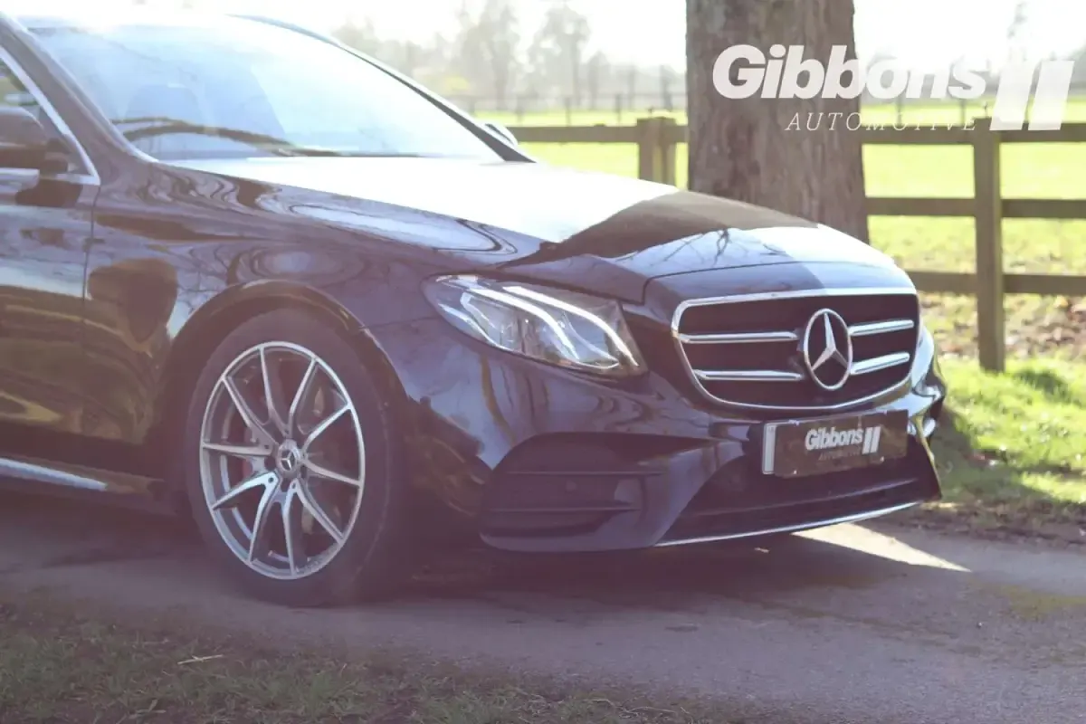 Begagnad Mercedes E200 AMG line 2021 Svart Kombi