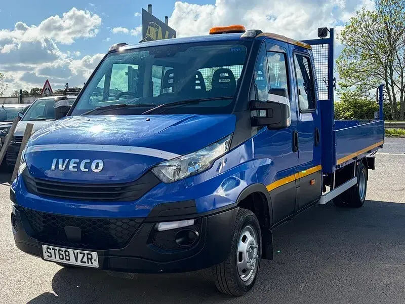 Used Iveco Daily 150 HP (110 kW) 2019 Blue