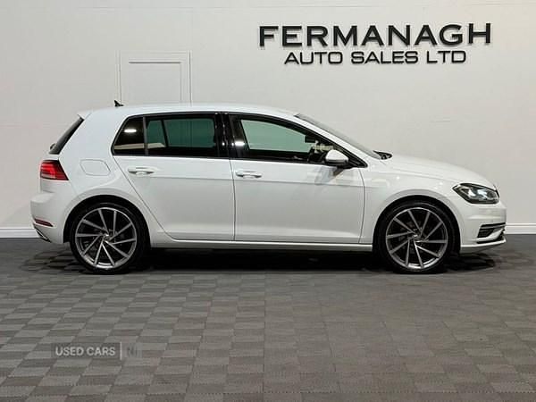 Używany VW Golf VII GT 115 KM (84 kW) 2020 Biały Hatchback