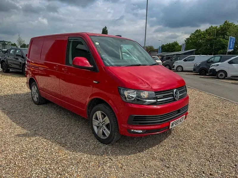 Second-hand VW Transporter Highline 2019 Roșu Van