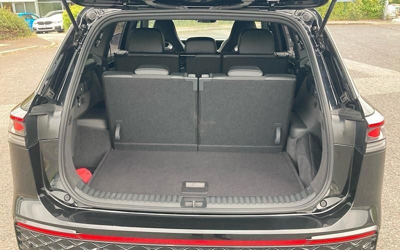 Used VW Tayron R-line 150 HP (110 kW) 2025 Black SUV