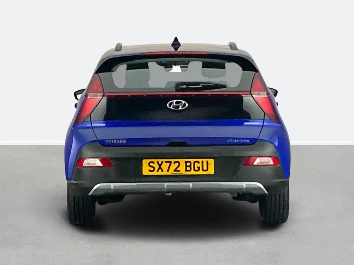 Begagnad Hyundai Bayon SE 100 HK (73 kW) 2023 Blå SUV