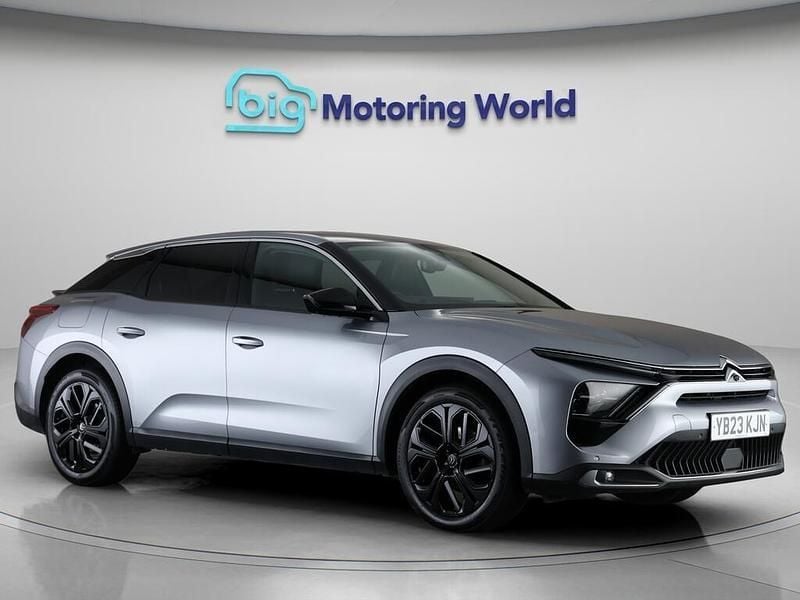 Grey Used 2023 Citroën C5 X PureTech Estate | £14,300 (Fair price) - Image 1/4