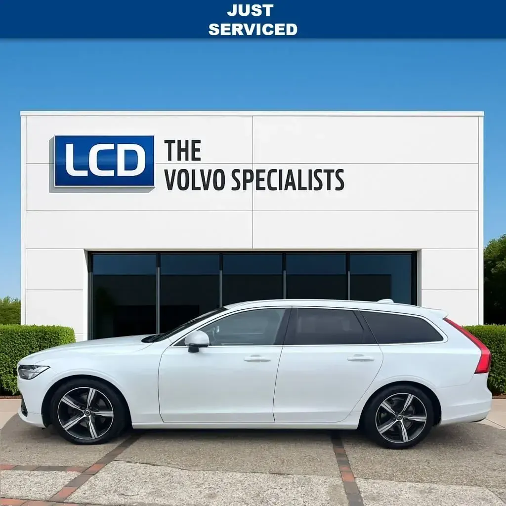 Used Volvo V90 R-Design 190 HP (139 kW) 2017 White Estate