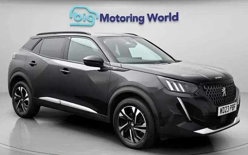 Used Peugeot 2008 GT 131 HP (96 kW) 2023 SUV